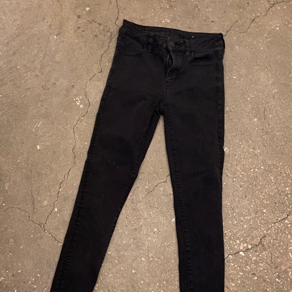 Black super stretch American eagle skinny jeans